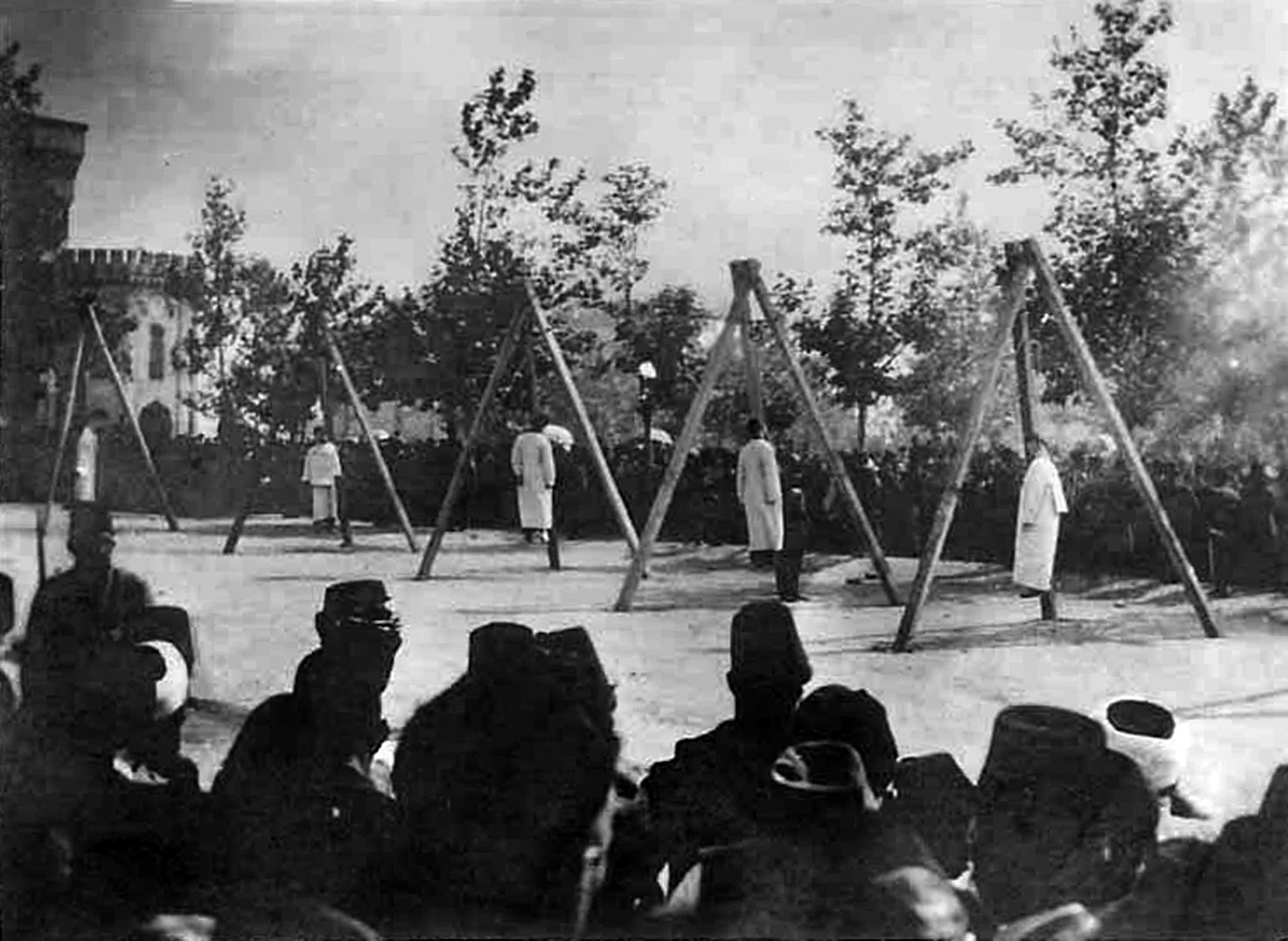 إعدام مواطنين أرمن على يد السلطنة العثمانية في 2015