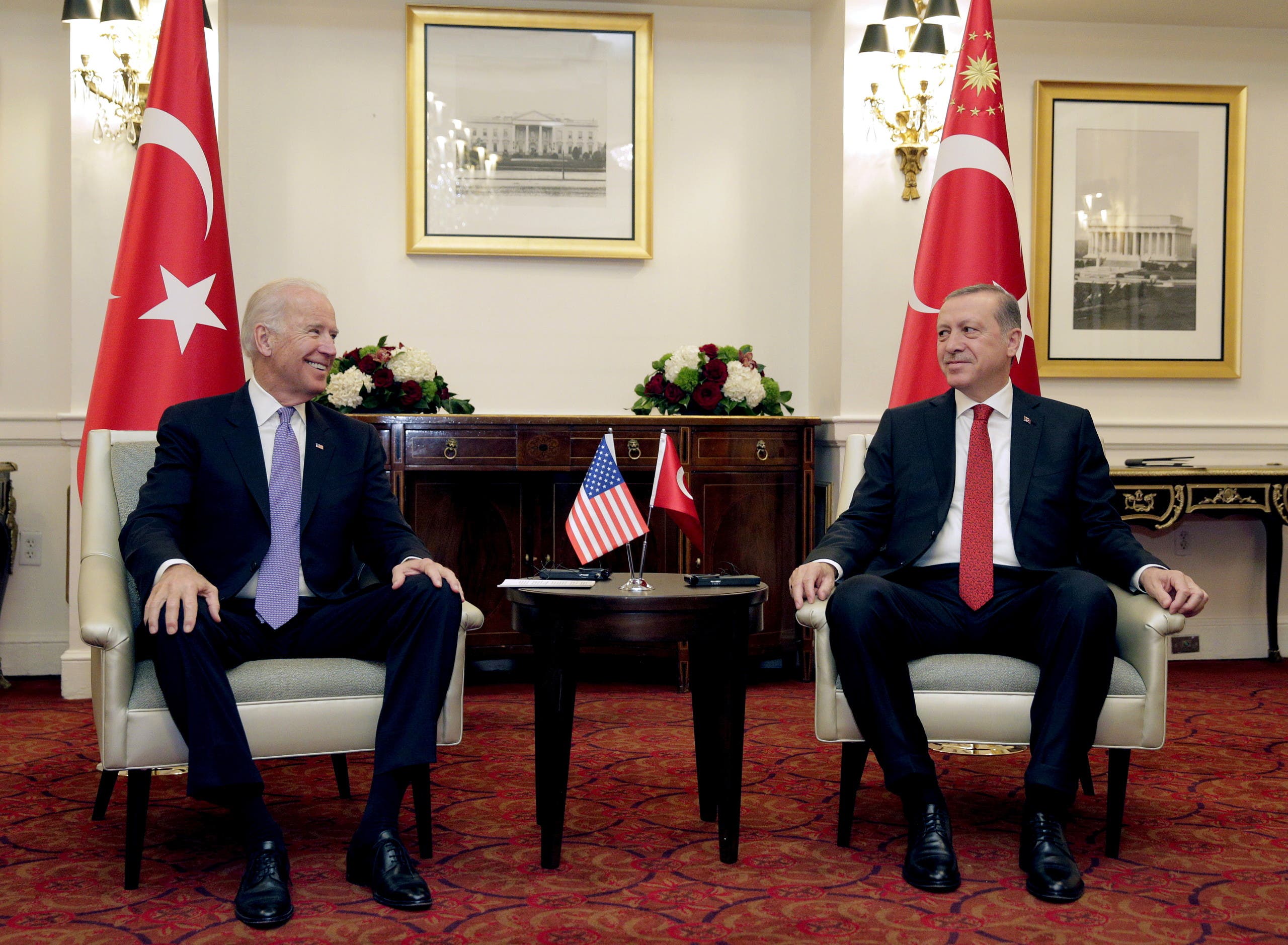 لقاء سابق بين بايدن وأردوغان في واشنطن في 2016