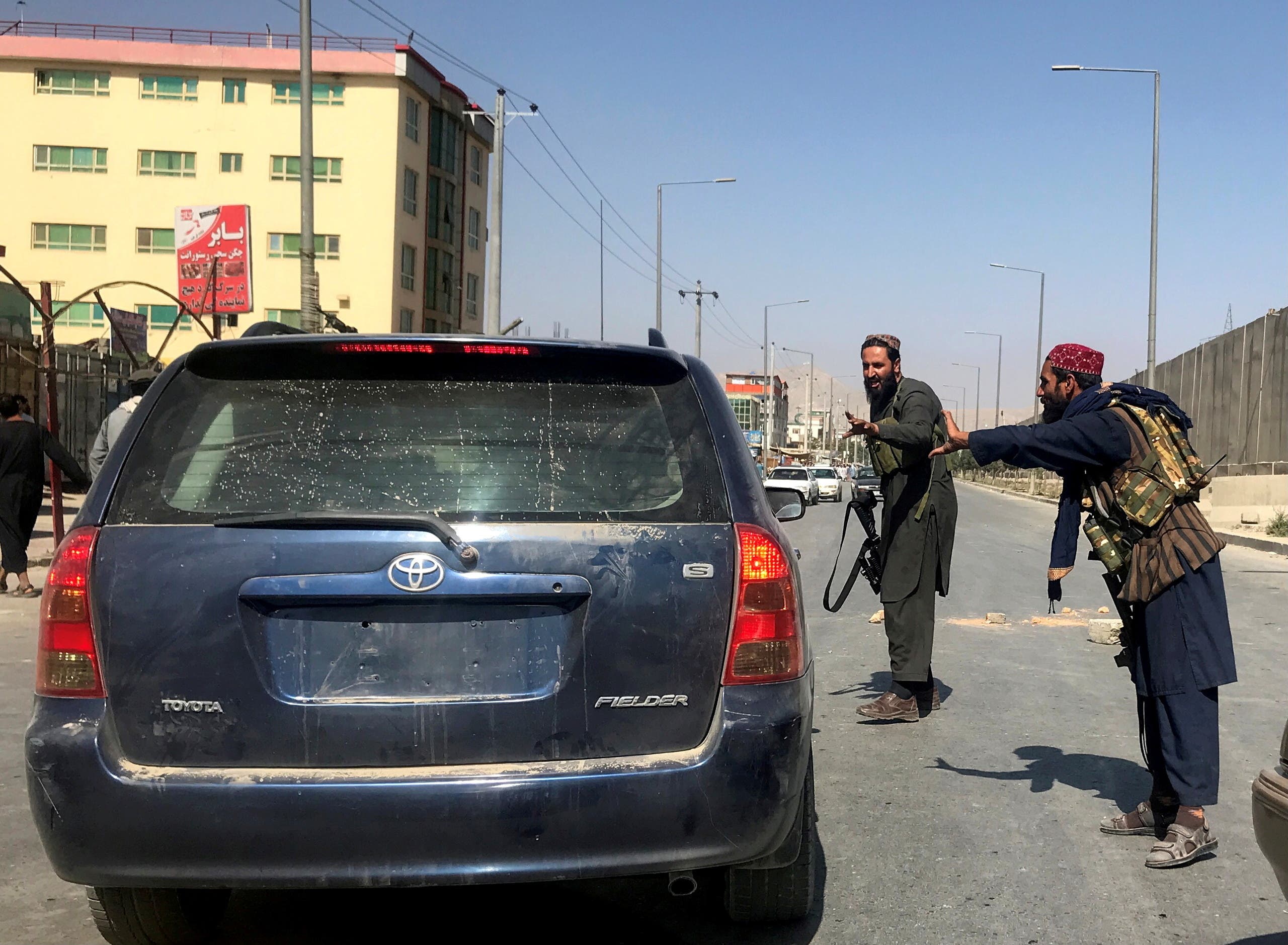 عناصر من طالبان في كابل
